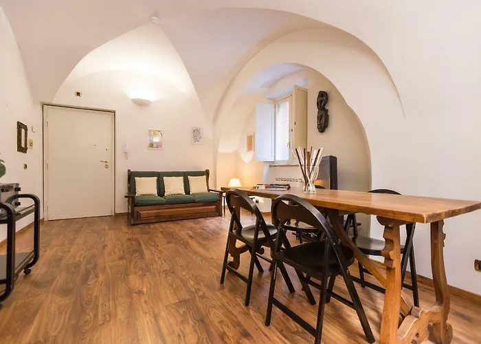 Lovely New Home, Via Nazionale